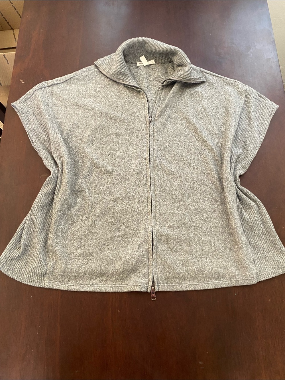 Gray Zip-Front Short-Sleeve Sweater Cardigan